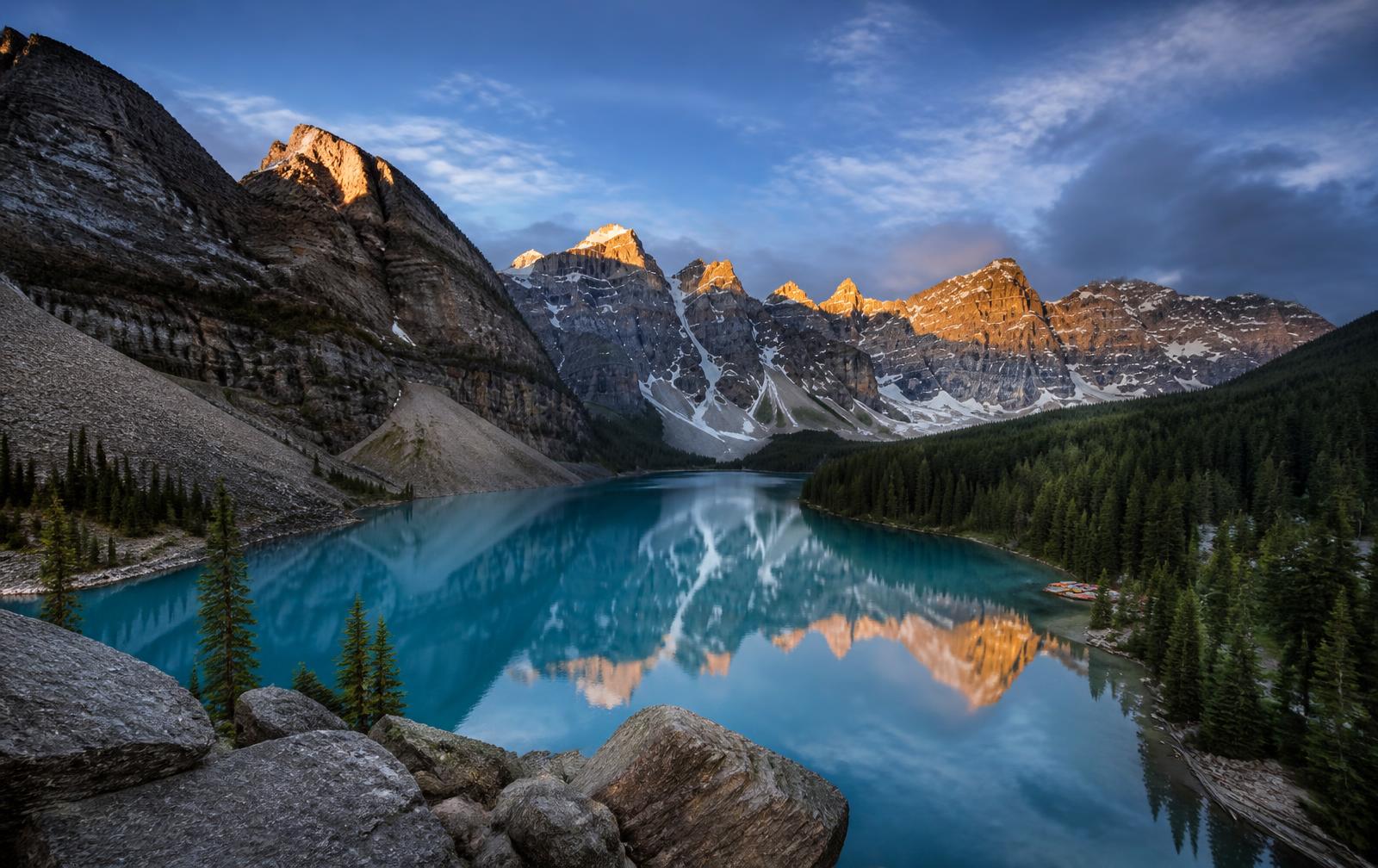 Moraine Lake and the Canadian Rockies at first light — study in Canada from Dubai