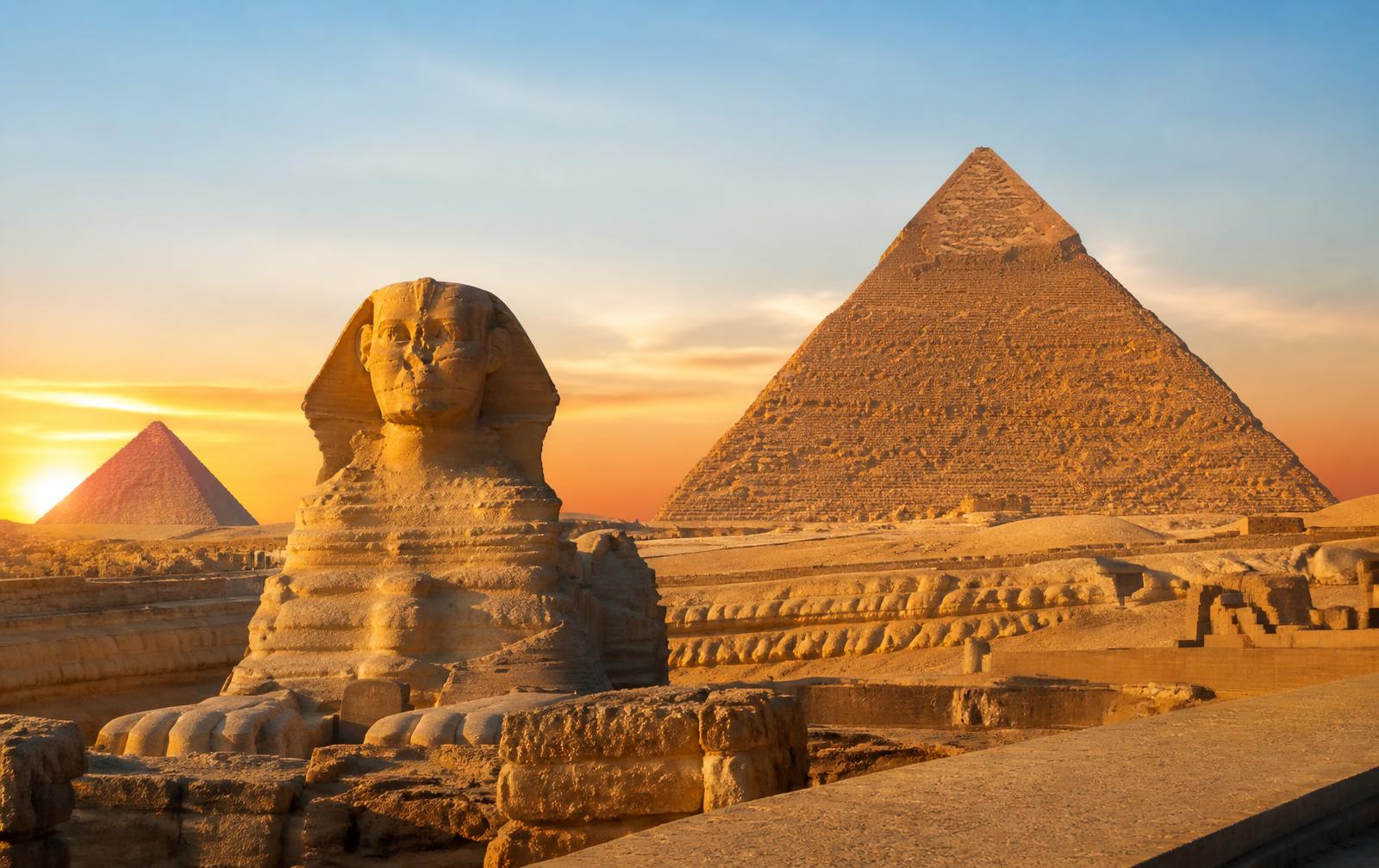 The Pyramids of Giza and the Sphinx at sunset &mdash; Egypt visa for UAE residents
