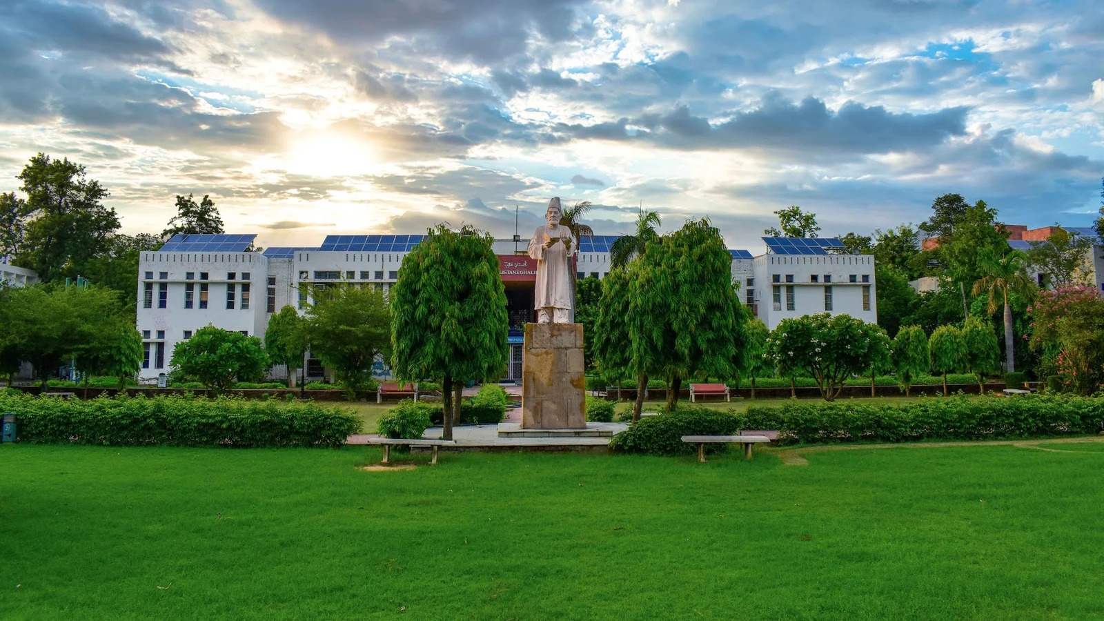 Jamia Millia Islamia