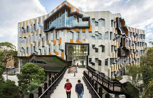 La Trobe University